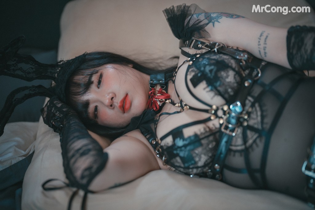 DJAWA Photo – Echi: “Reine des Lapins” (125 photos) – Page 6