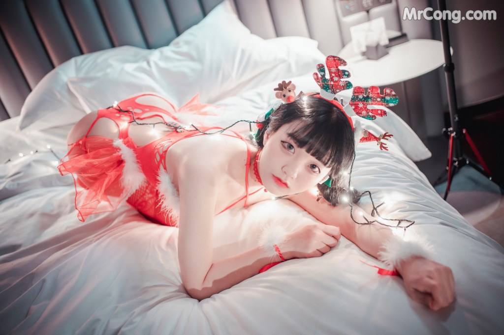 DJAWA Photo – Jeong Jenny (정제니): “Christmas Special” (81 photos)