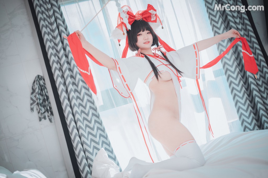 DJAWA Photo – Mimmi (밈미): “Kitsune Miko (A ver)” (65 photos)