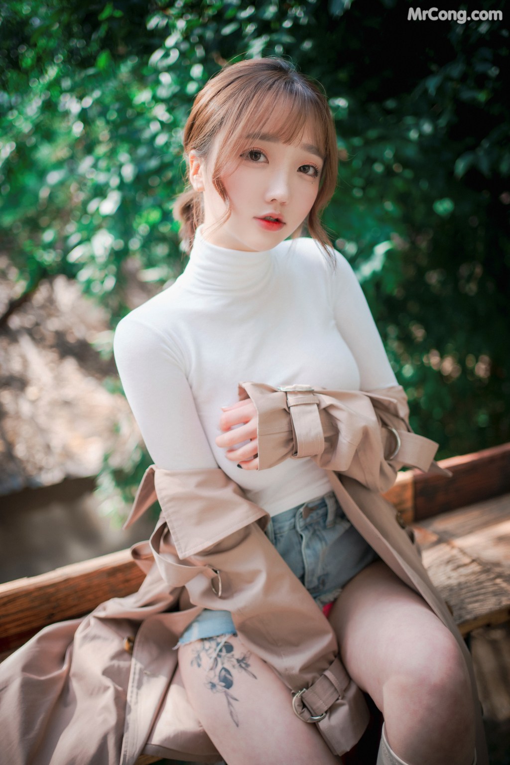 DJAWA Photo – Son Ye-Eun (손예은): “A Snap of Intimacy” (160 photos)