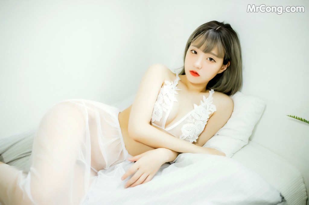 Jeong Jenny (정제니) – Jenny’s maturity – Moon Night Snap (80 photos) – Page 3