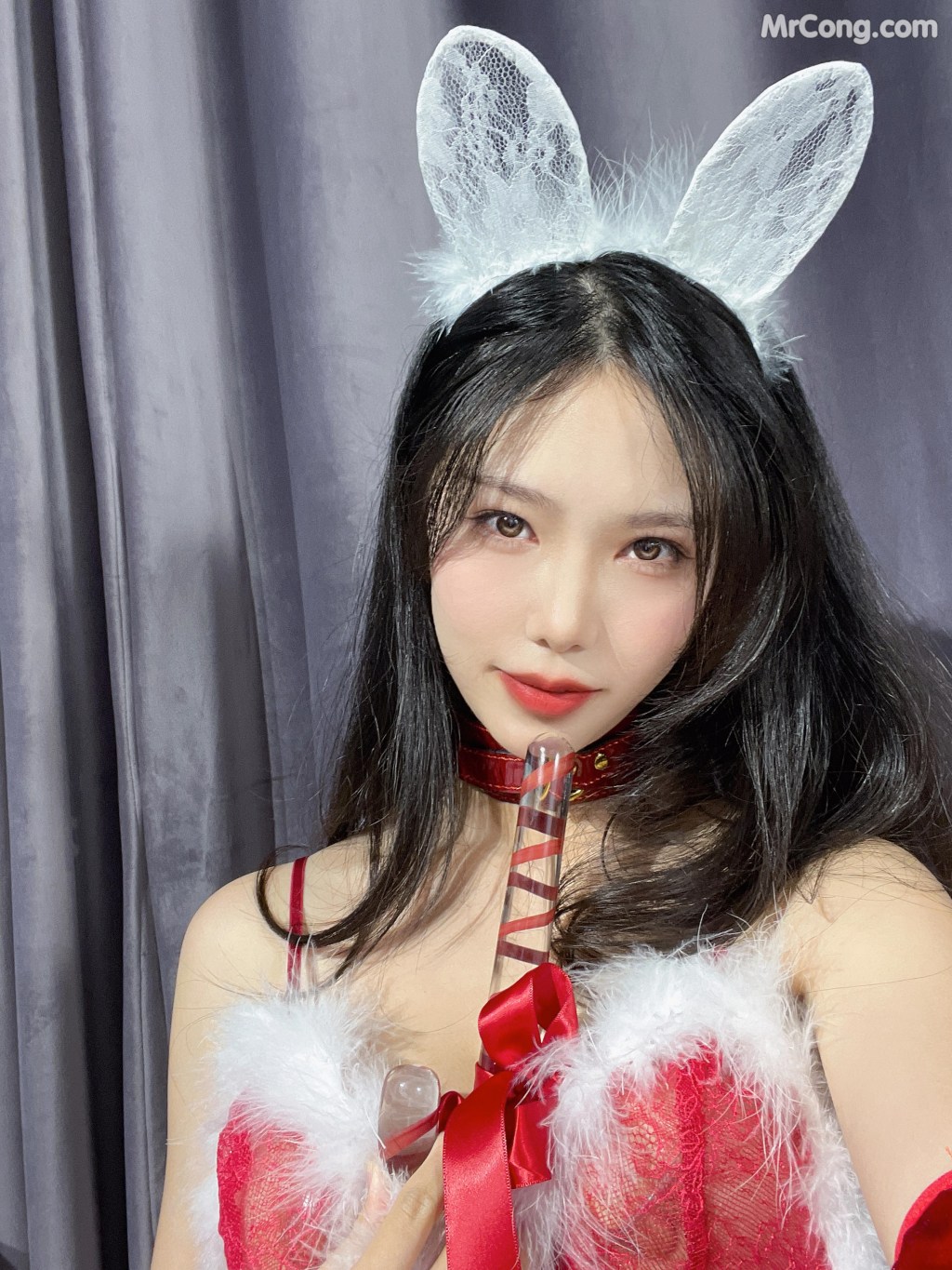 Coser@抖娘-利世 Vol.061: 2021圣诞微密圈 (22 photos + 1 video)
