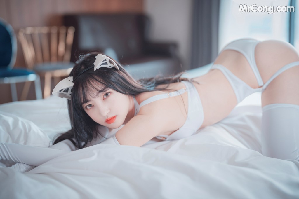 DJAWA Photo – HaNari (하나리): “Snow Cat #2” (119 photos) – Page 2