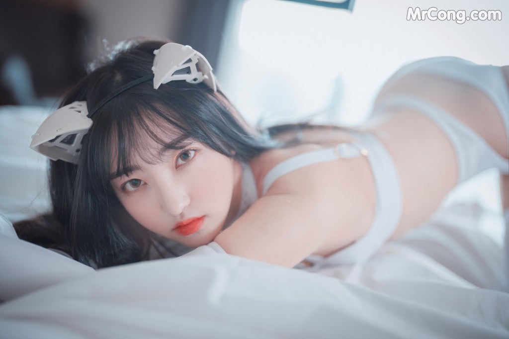 DJAWA Photo – HaNari (하나리): “Snow Cat #2” (119 photos) – Page 3
