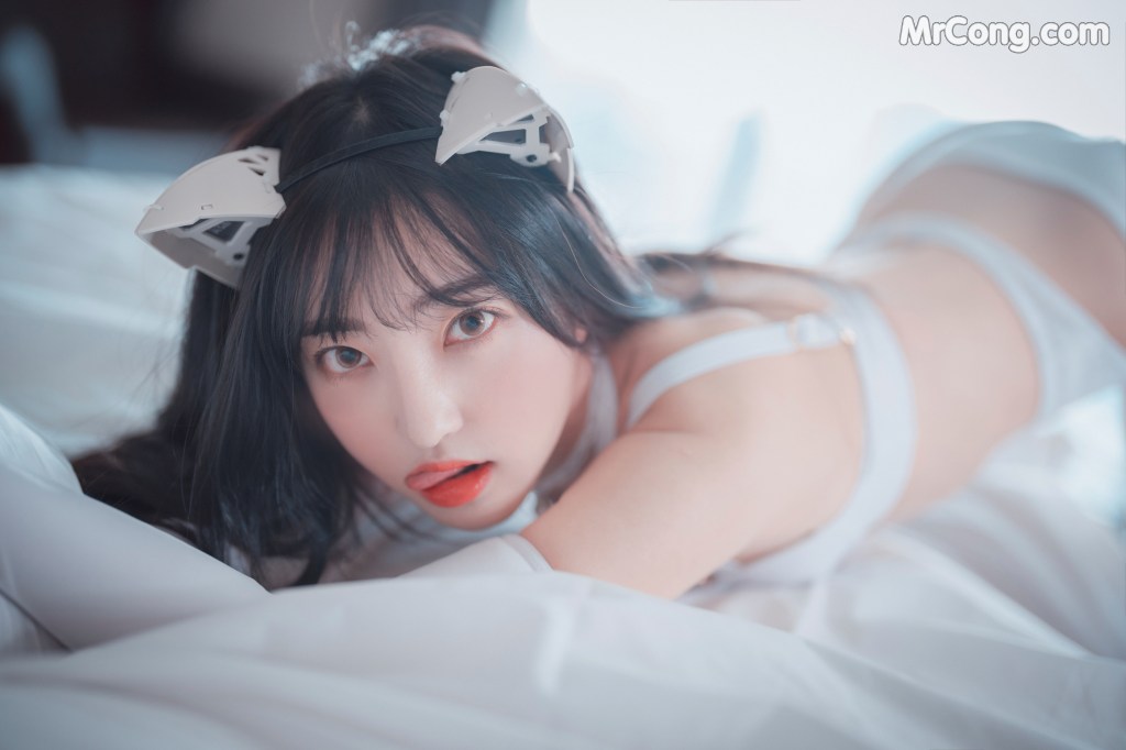 DJAWA Photo – HaNari (하나리): “Snow Cat #2” (119 photos) – Page 3