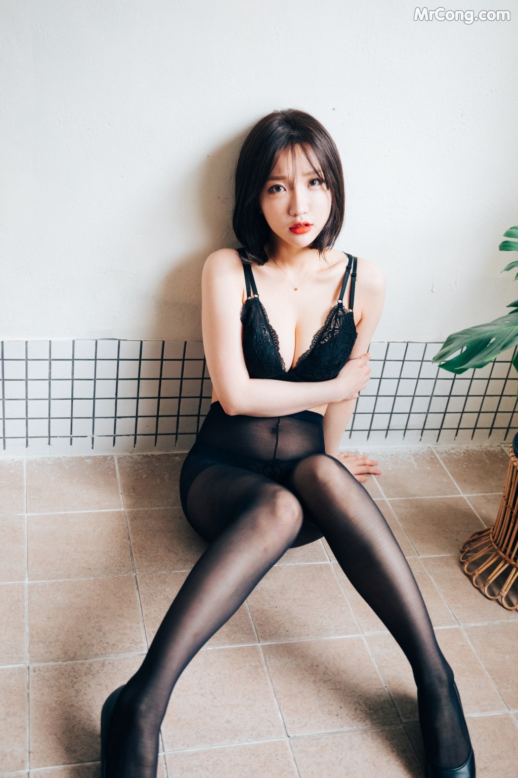 [Loozy] Officegirls Vacation Vol.1: Son Ye-Eun (손예은) (55 photos + 10 videos) – Page 2