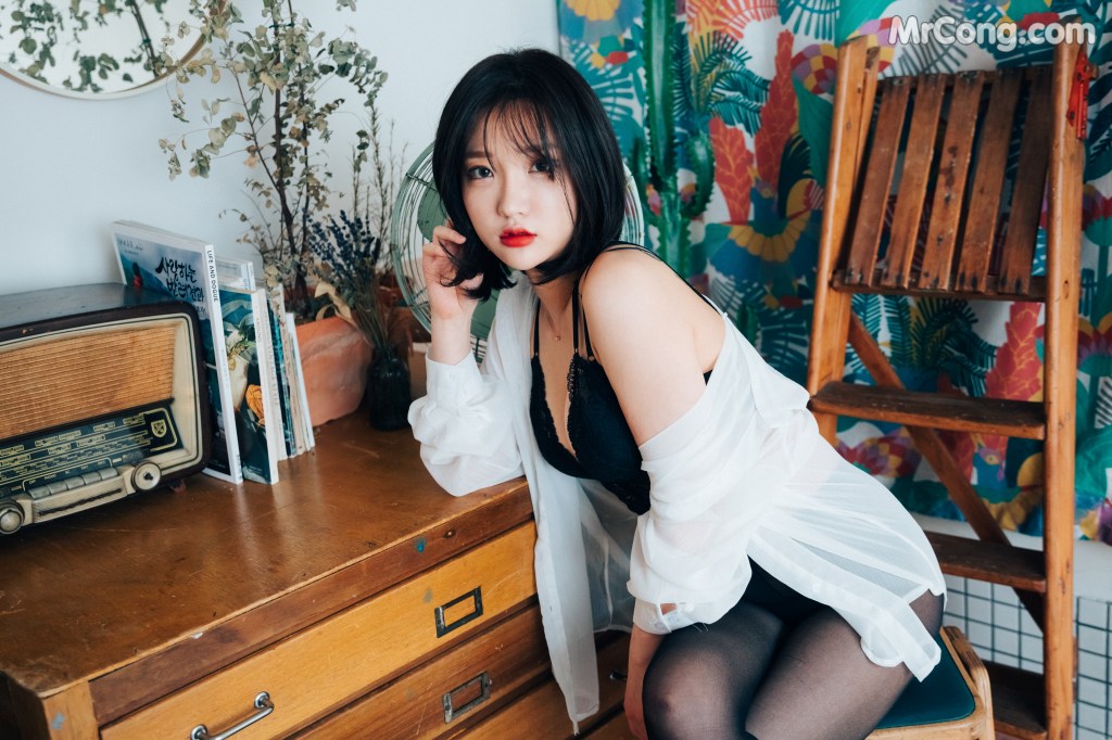 [Loozy] Officegirls Vacation Vol.1: Son Ye-Eun (손예은) (55 photos + 10 videos) – Page 3