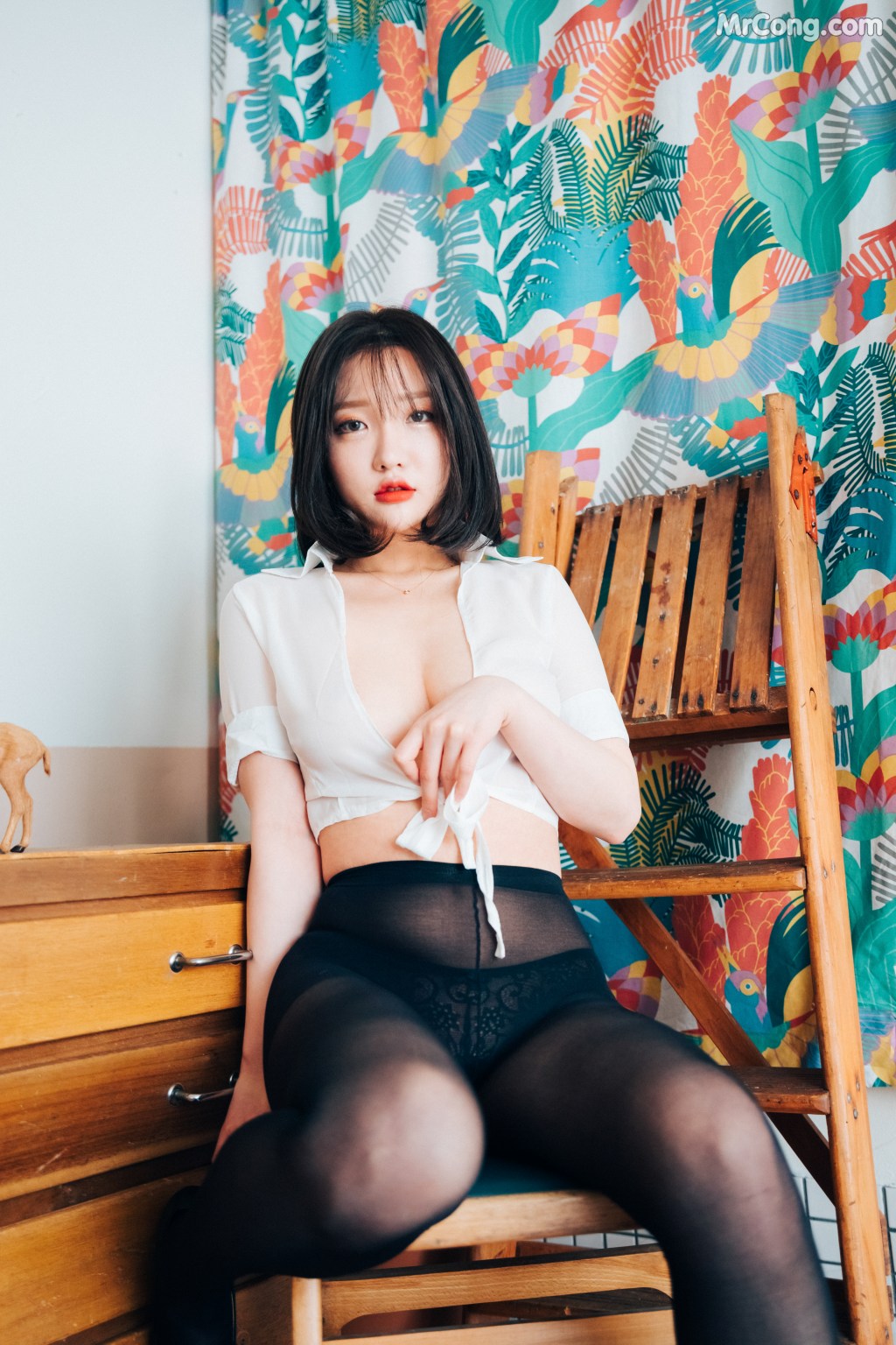 [Loozy] Officegirls Vacation Vol.1: Son Ye-Eun (손예은) (55 photos + 10 videos) – Page 4