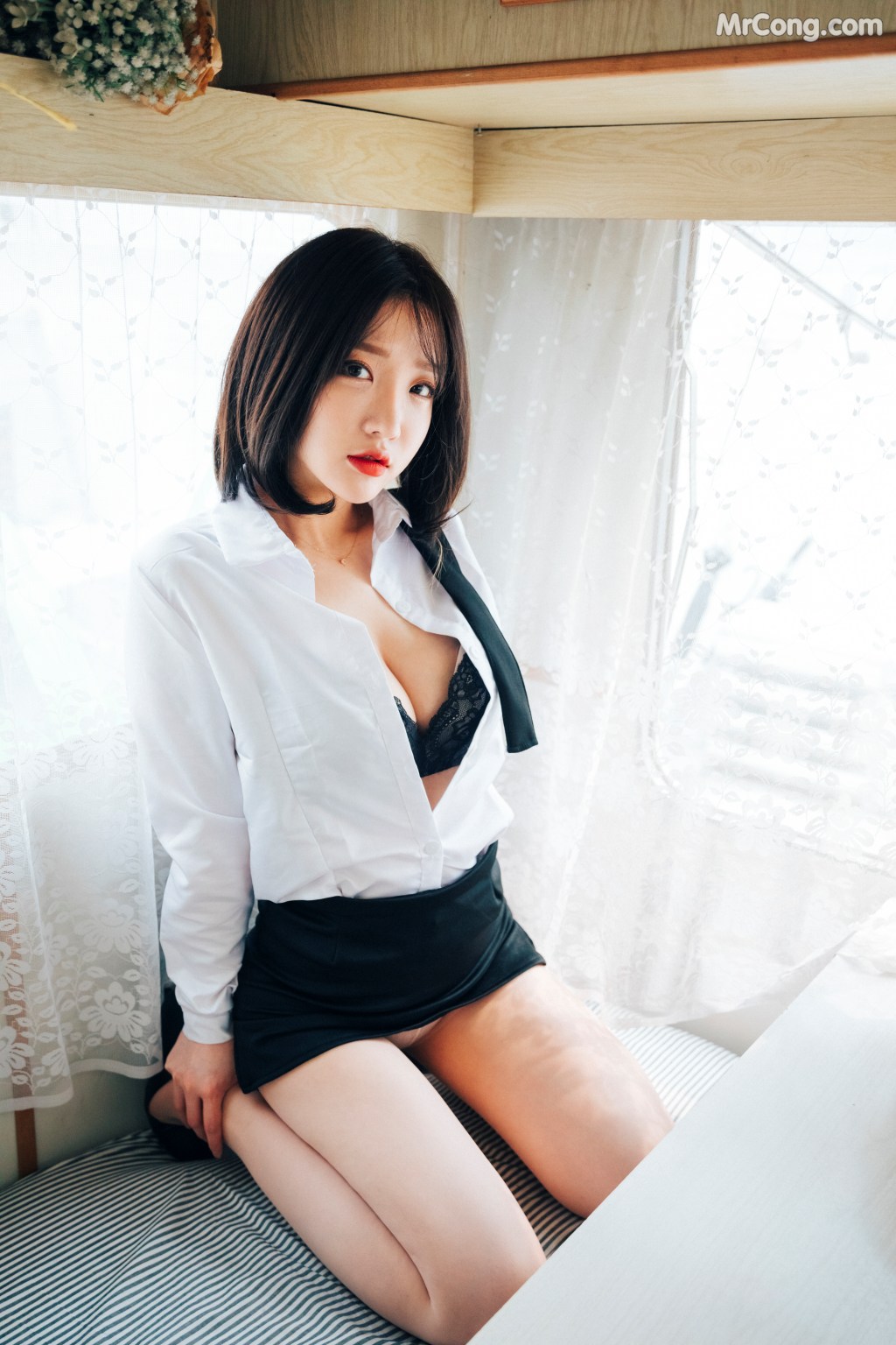 [Loozy] Officegirls Vacation Vol.2: Son Ye-Eun (손예은) (85 photos) – Page 2