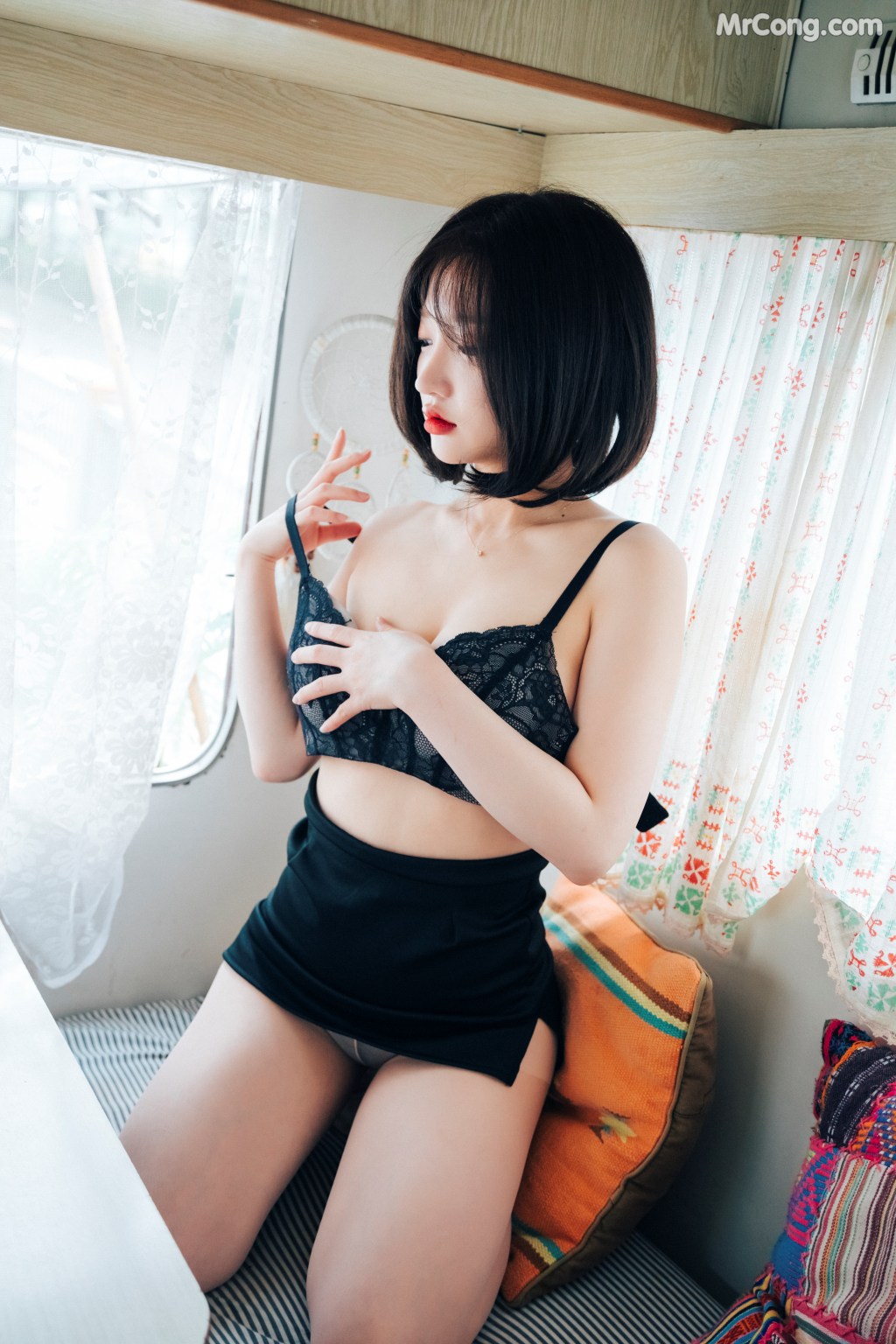 [Loozy] Officegirls Vacation Vol.2: Son Ye-Eun (손예은) (85 photos) – Page 4