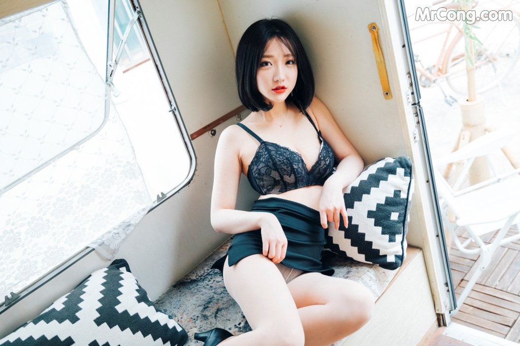 [Loozy] Officegirls Vacation Vol.2: Son Ye-Eun (손예은) (85 photos) – Page 7