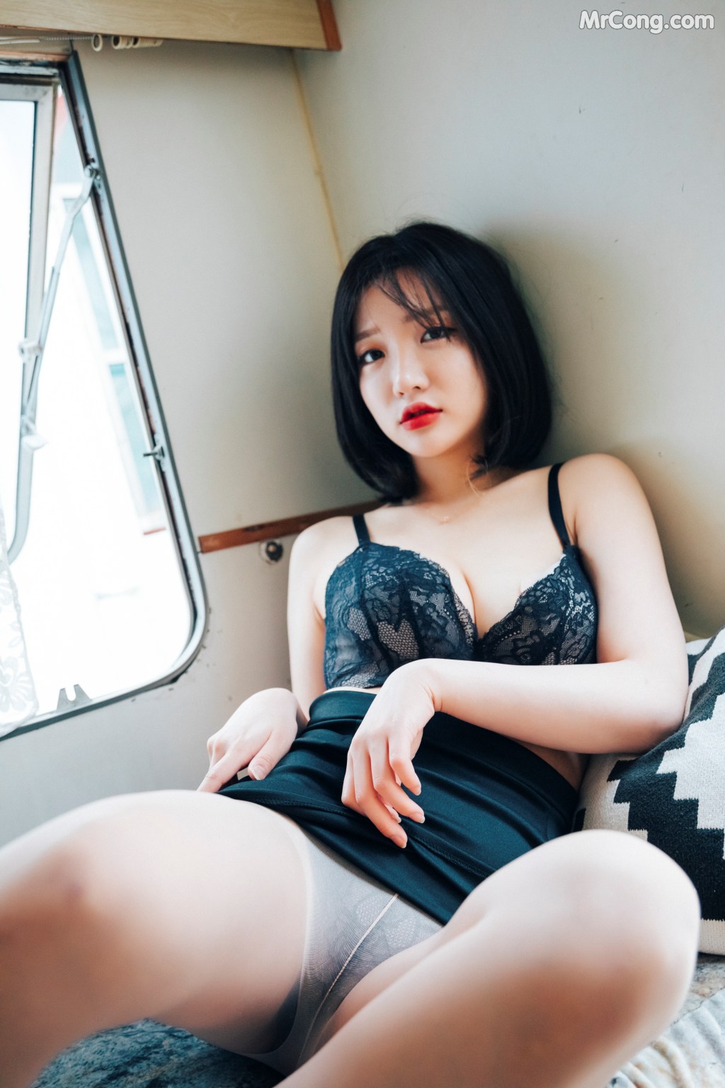 [Loozy] Officegirls Vacation Vol.2: Son Ye-Eun (손예은) (85 photos) – Page 7