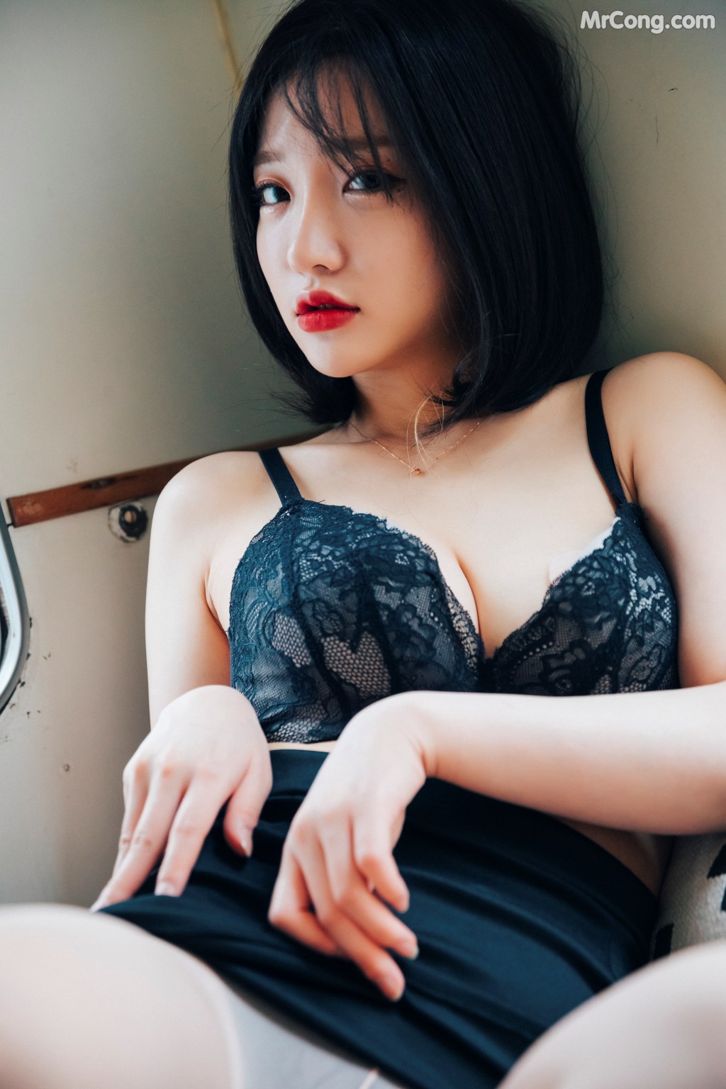 [Loozy] Officegirls Vacation Vol.2: Son Ye-Eun (손예은) (85 photos) – Page 7