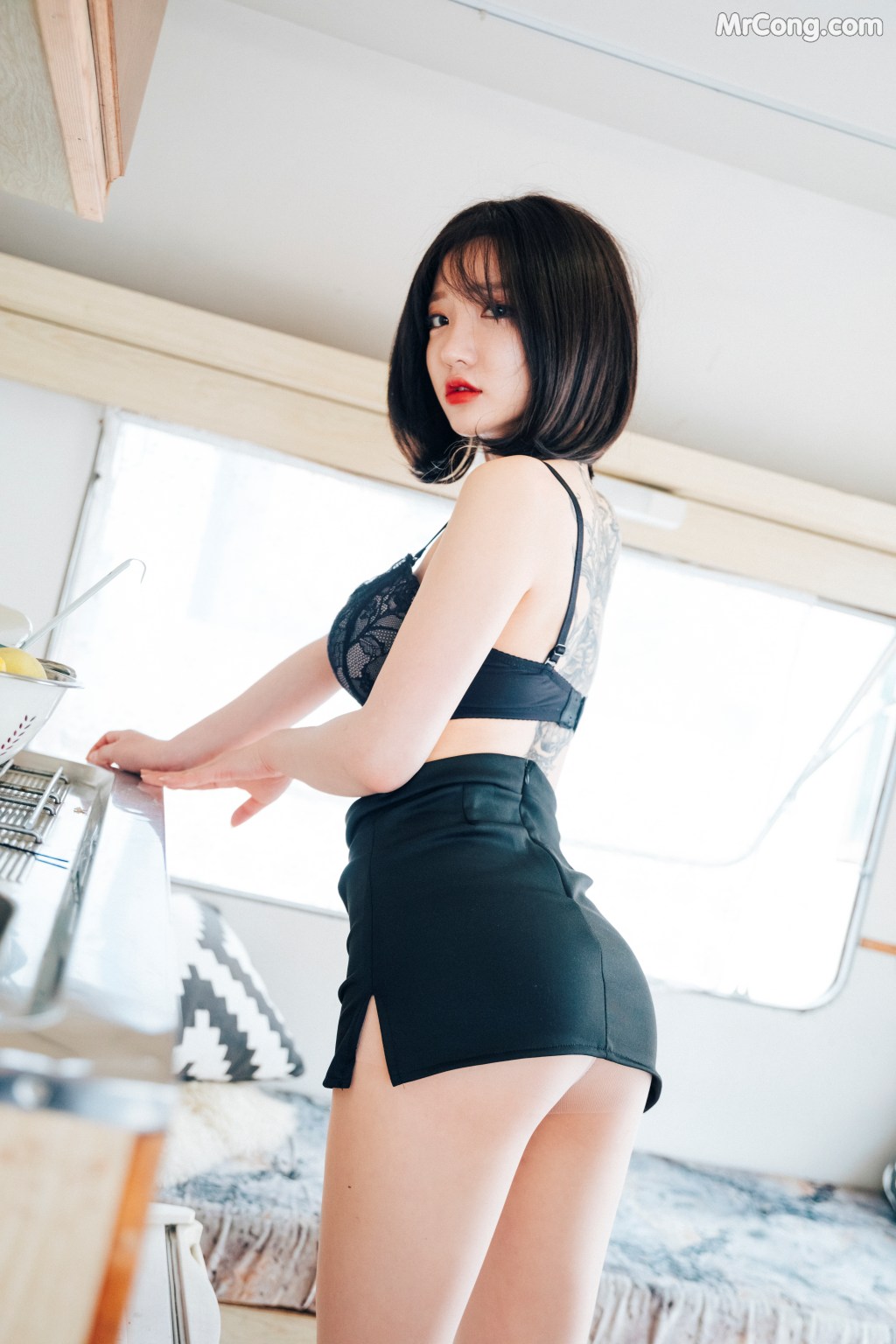 [Loozy] Officegirls Vacation Vol.2: Son Ye-Eun (손예은) (85 photos) – Page 8