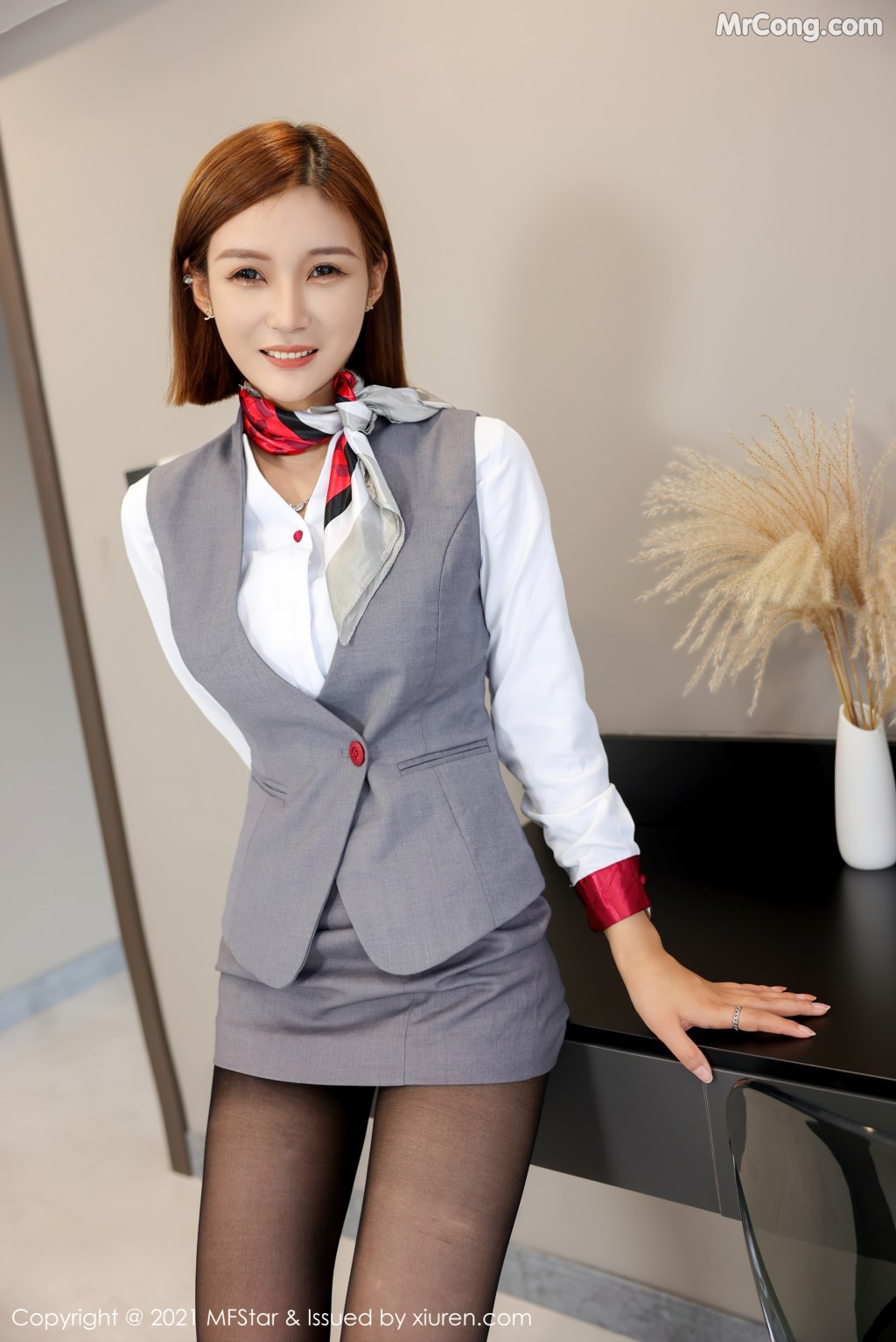 MFStar Vol.539: Wang Mi (王蜜) (52 photos)