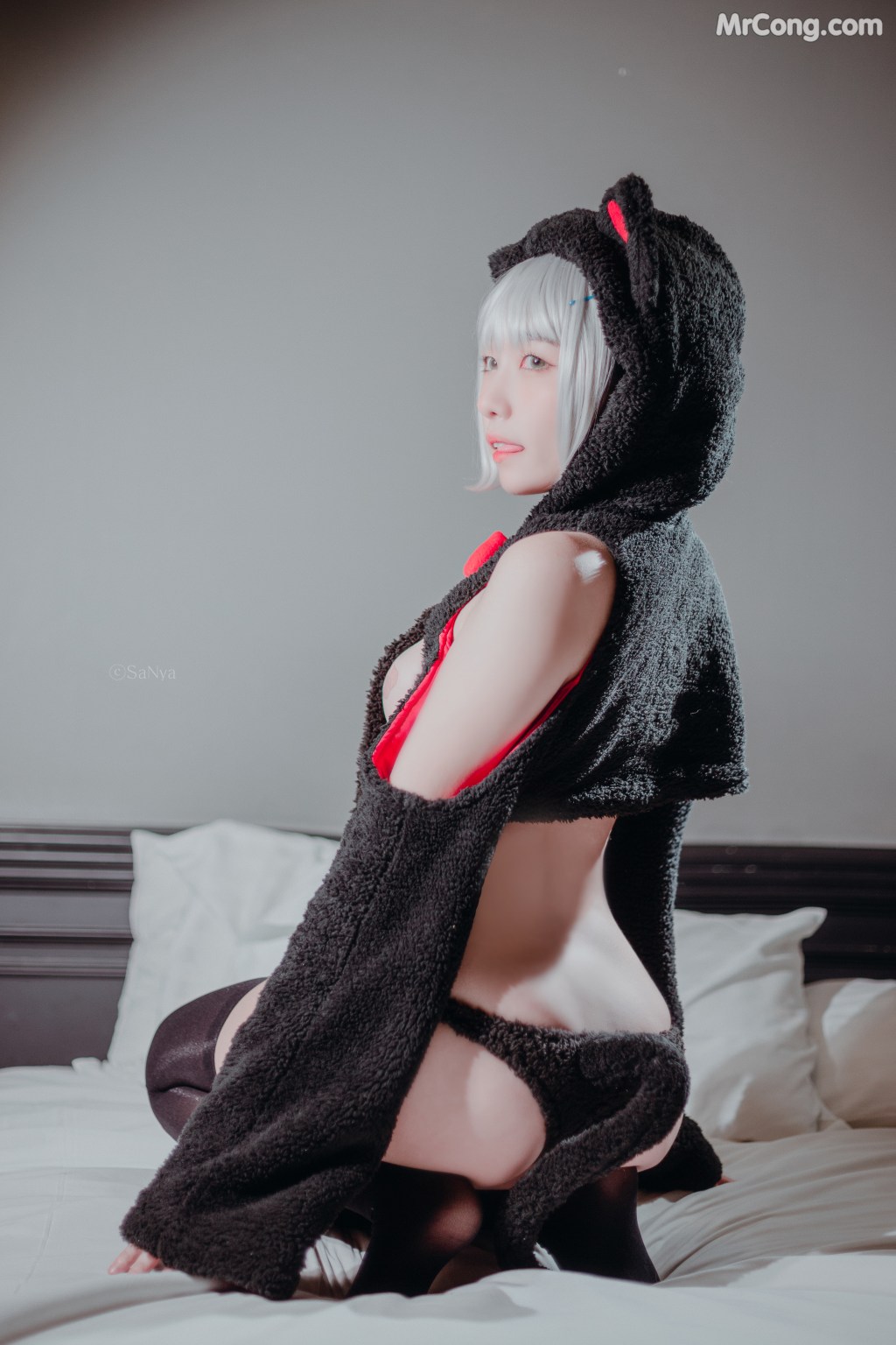 Sonson (손손): Mischief Black Cat (35 photos) – Page 3