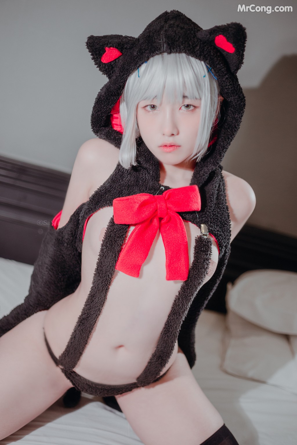Sonson (손손): Mischief Black Cat (35 photos) – Page 3