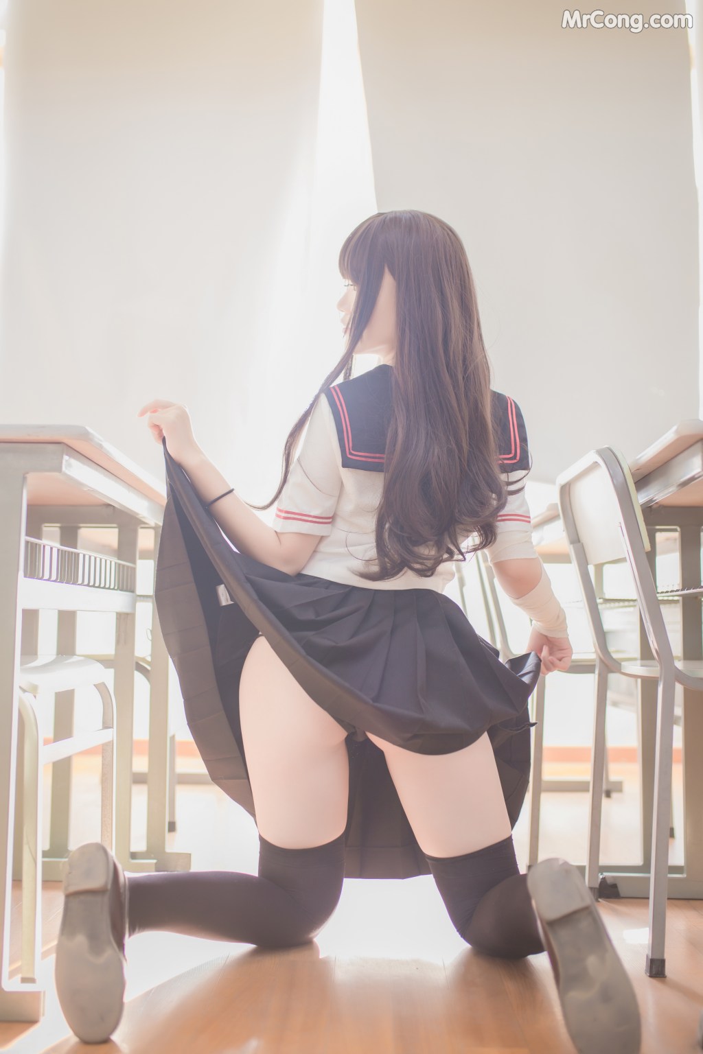 Coser@Yoko宅夏: 黑丝JK (39 photos)
