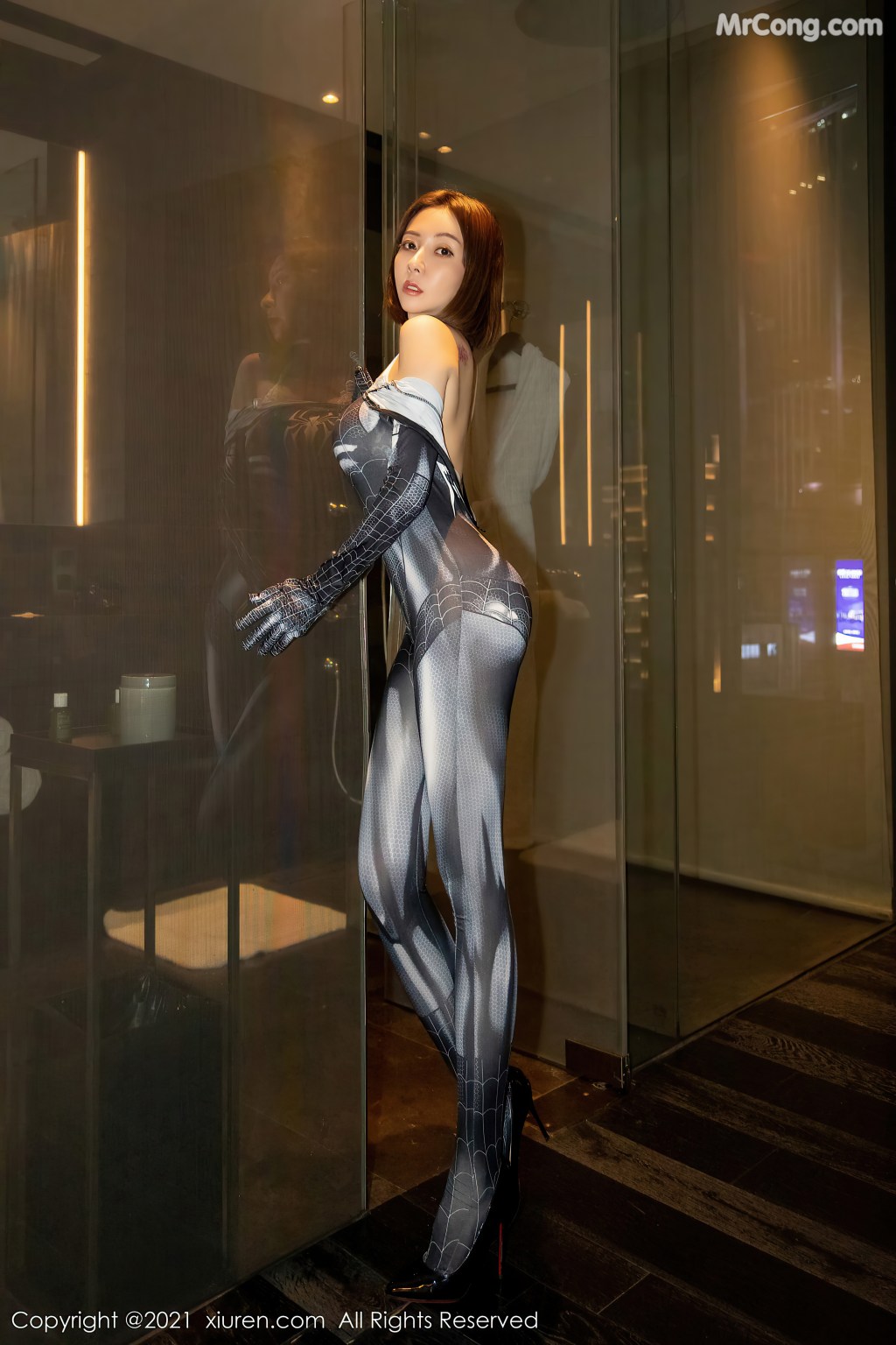 XIUREN No.3869: Victoria (果儿) (71 photos) – Page 2