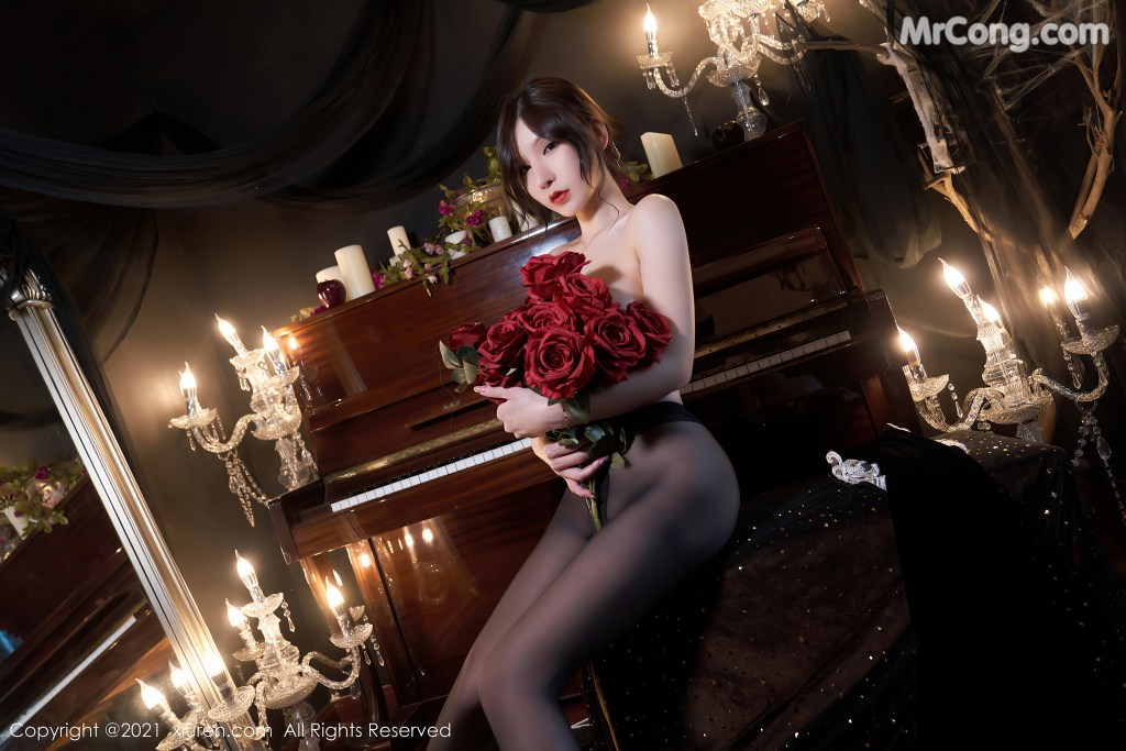 XIUREN No.3879: Zhou Yuxi (周于希Sandy) (86 photos)
