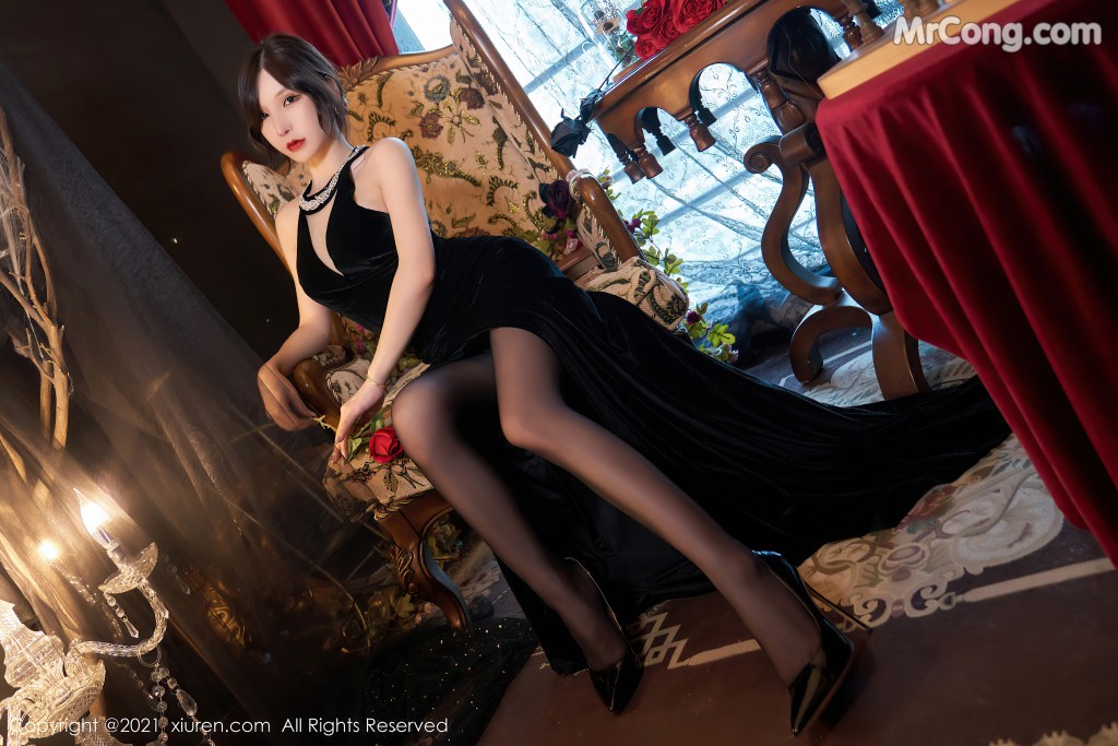 XIUREN No.3879: Zhou Yuxi (周于希Sandy) (86 photos)