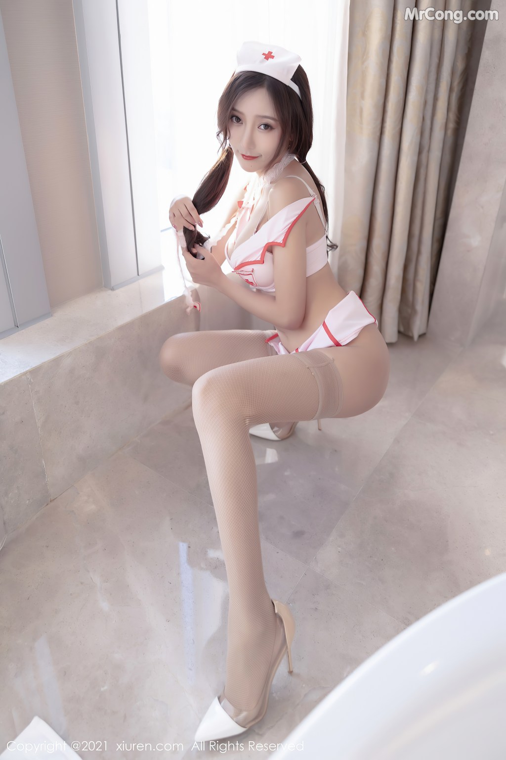 XIUREN No.3883: Yanni (王馨瑶) (59 photos) – Page 2