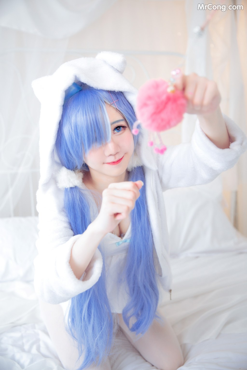 Coser@Sally多啦雪 (Sally Dorasnow): [ReZero][Rem] White Kitty (49 photos)