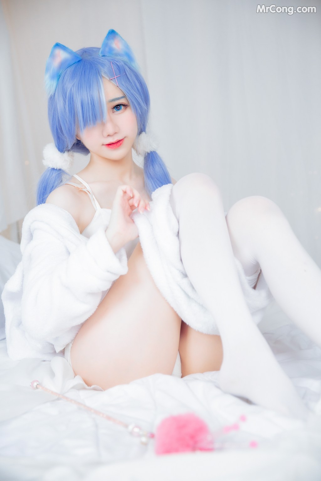 Coser@Sally多啦雪 (Sally Dorasnow): [ReZero][Rem] White Kitty (49 photos)