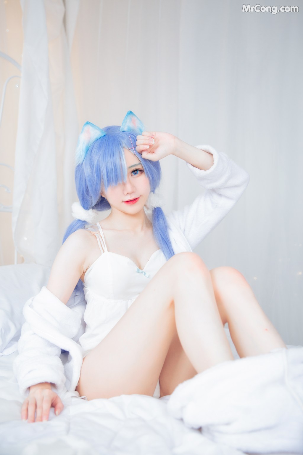 Coser@Sally多啦雪 (Sally Dorasnow): [ReZero][Rem] White Kitty (49 photos) – Page 2