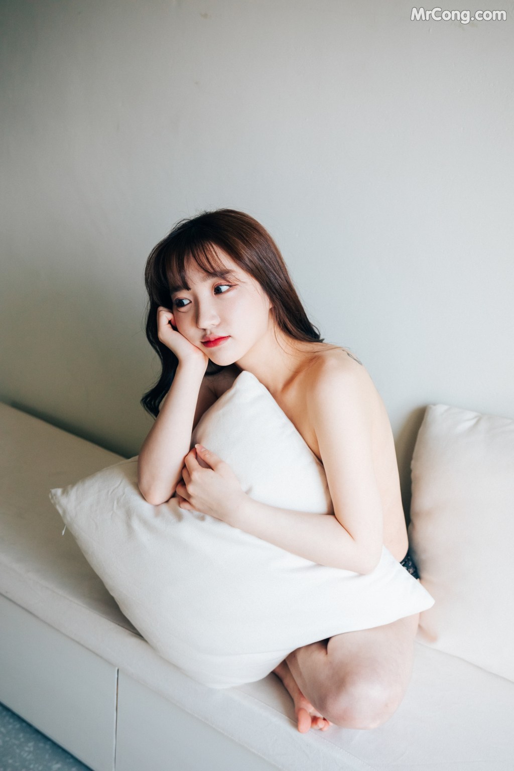 [Loozy] Maximum Vol.2 – Son Ye-Eun (손예은) (63 photos + 35 videos) – Page 6