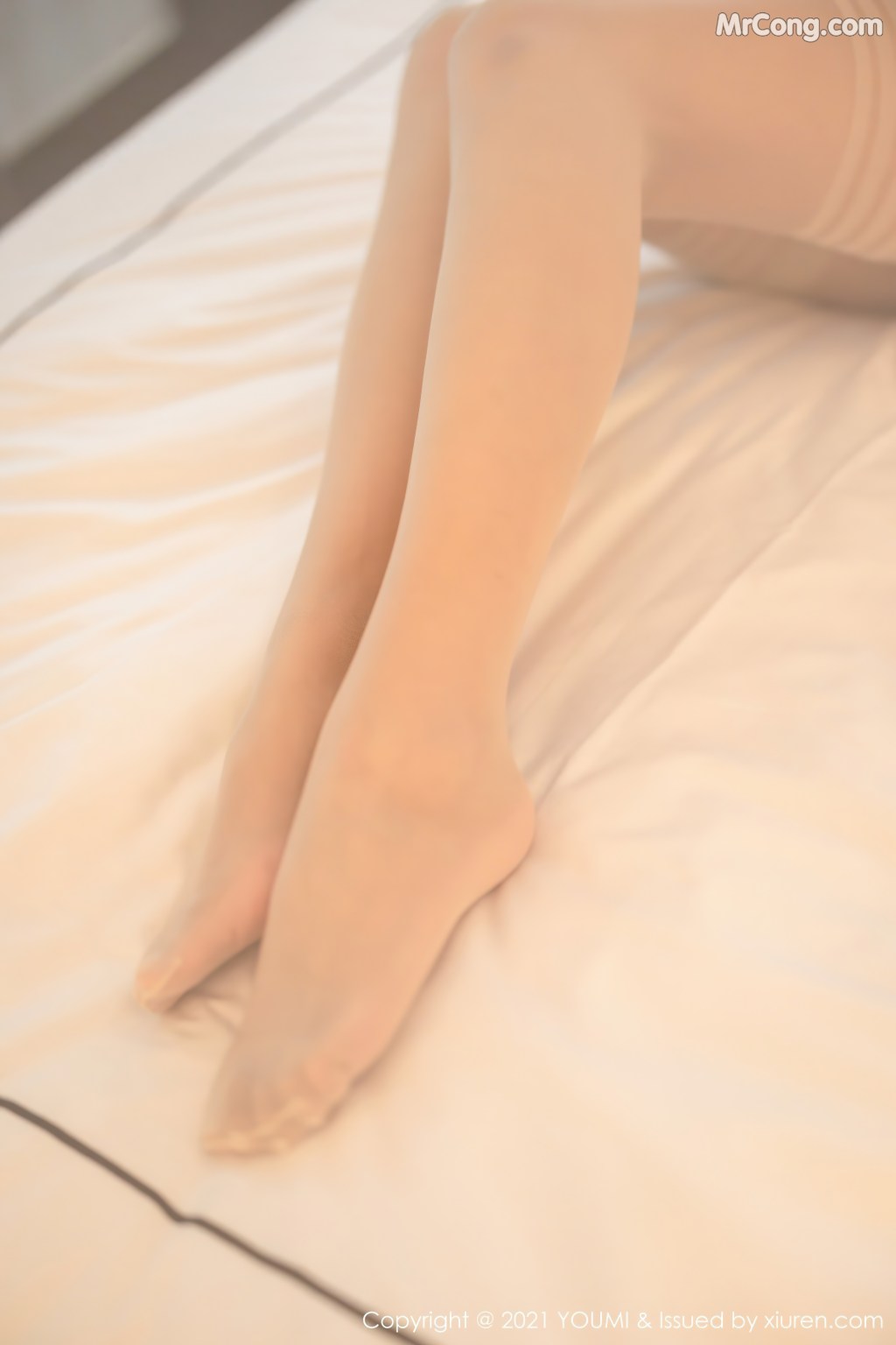 YouMi Vol.719: Emily尹菲 (55 photos) – Page 2