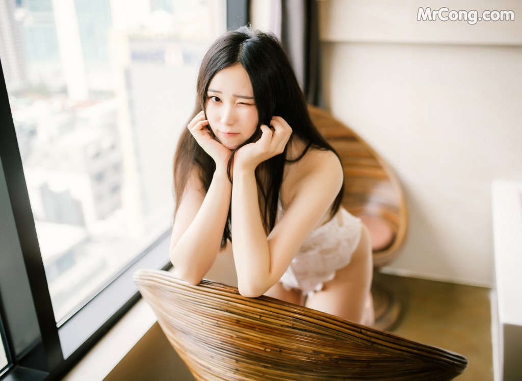 Bambi (밤비) Digital photobook – Night Rain (100 photos) – Page 7