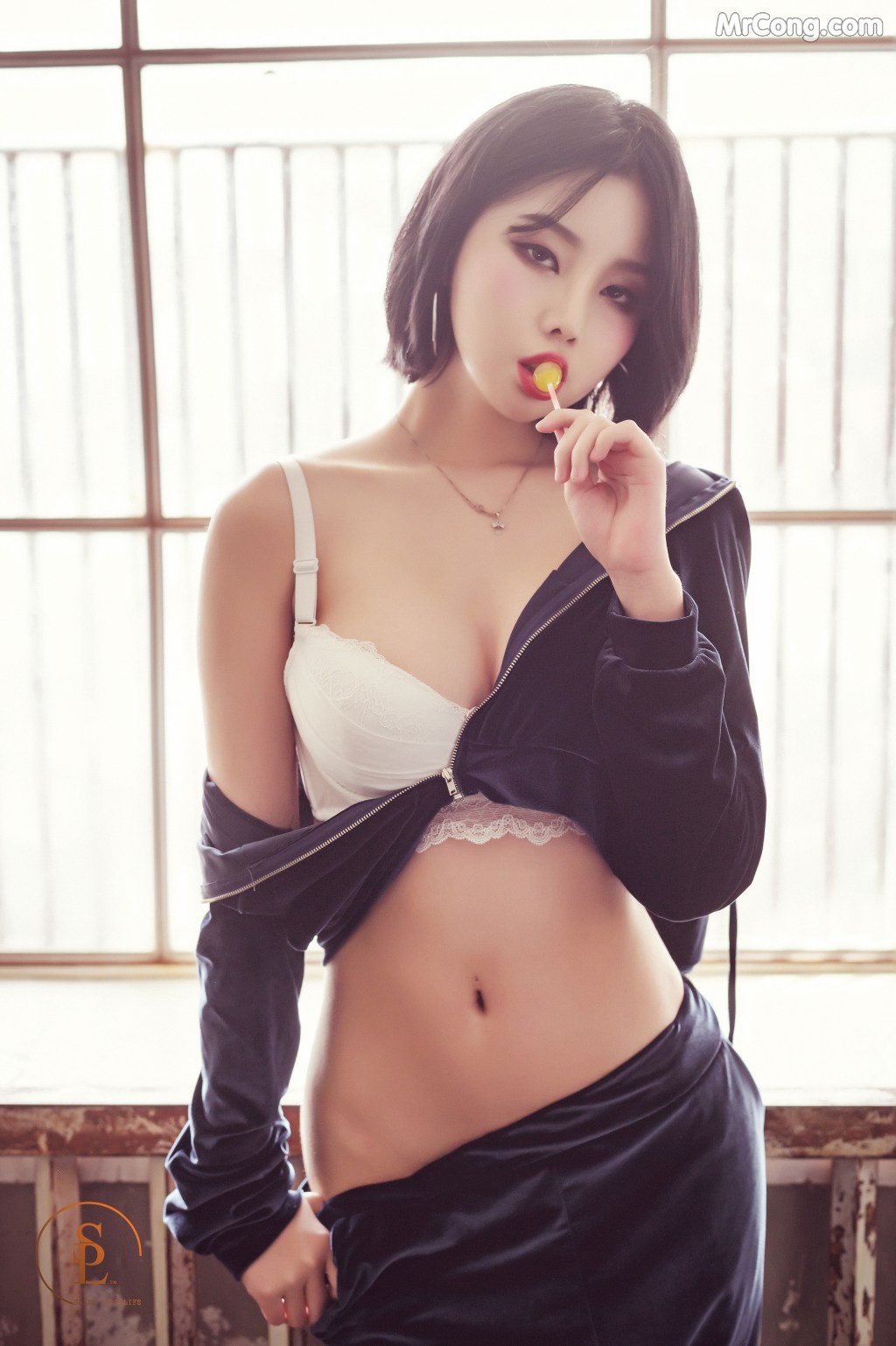 SAINT Photolife – Yuna: Yuna’s Wild (186 photos) – Page 4
