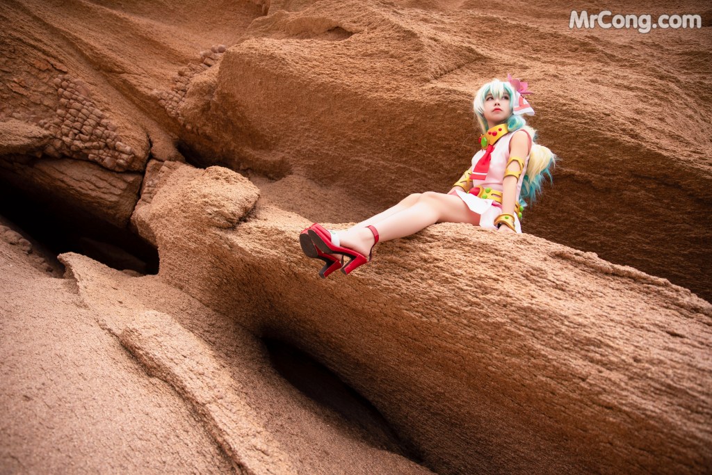 Coser@G44不会受伤 Vol.026: 尼娅 (30 photos)