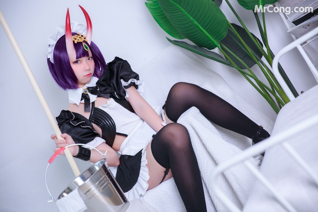 Coser@G44不会受伤 Vol.027: 酒吞女仆 电子版 (16 photos)