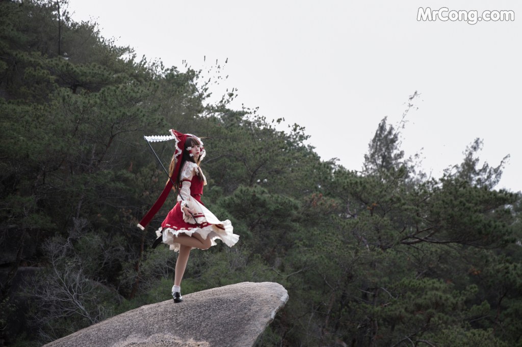 Coser@G44不会受伤 Vol.031: 灵梦 (20 photos) – Page 2