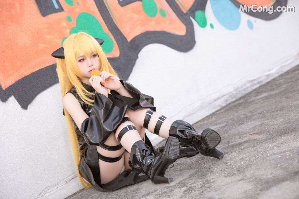 Coser@G44不会受伤 Vol.039: 小暗常服 (19 photos)