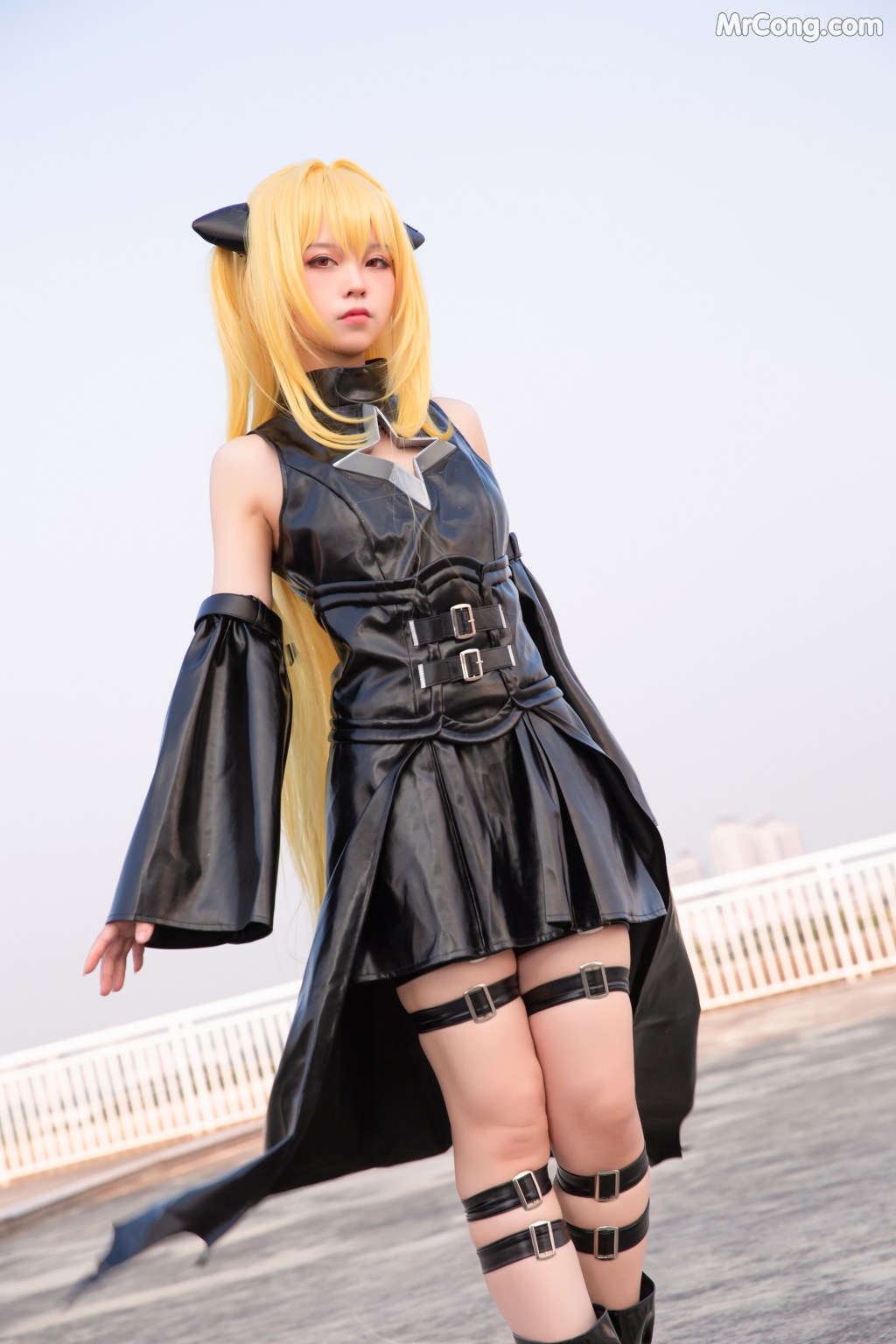 Coser@G44不会受伤 Vol.039: 小暗常服 (19 photos)