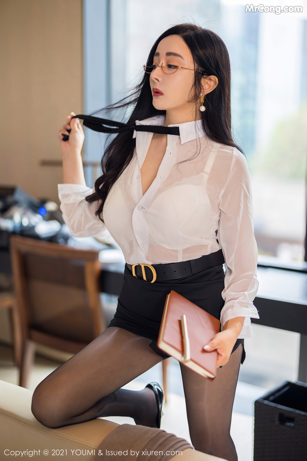 YouMi Vol.723: Yun Er (允爾) (89 photos) – Page 4