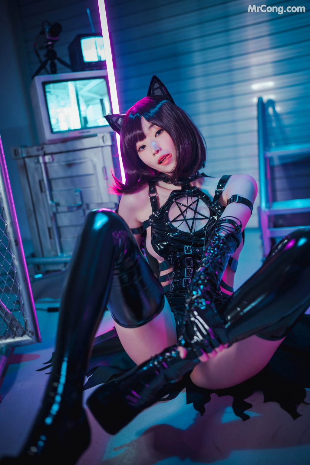 DJAWA Photo – Bambi (밤비): “Halloween Nightmare” (76 photos) – Page 2