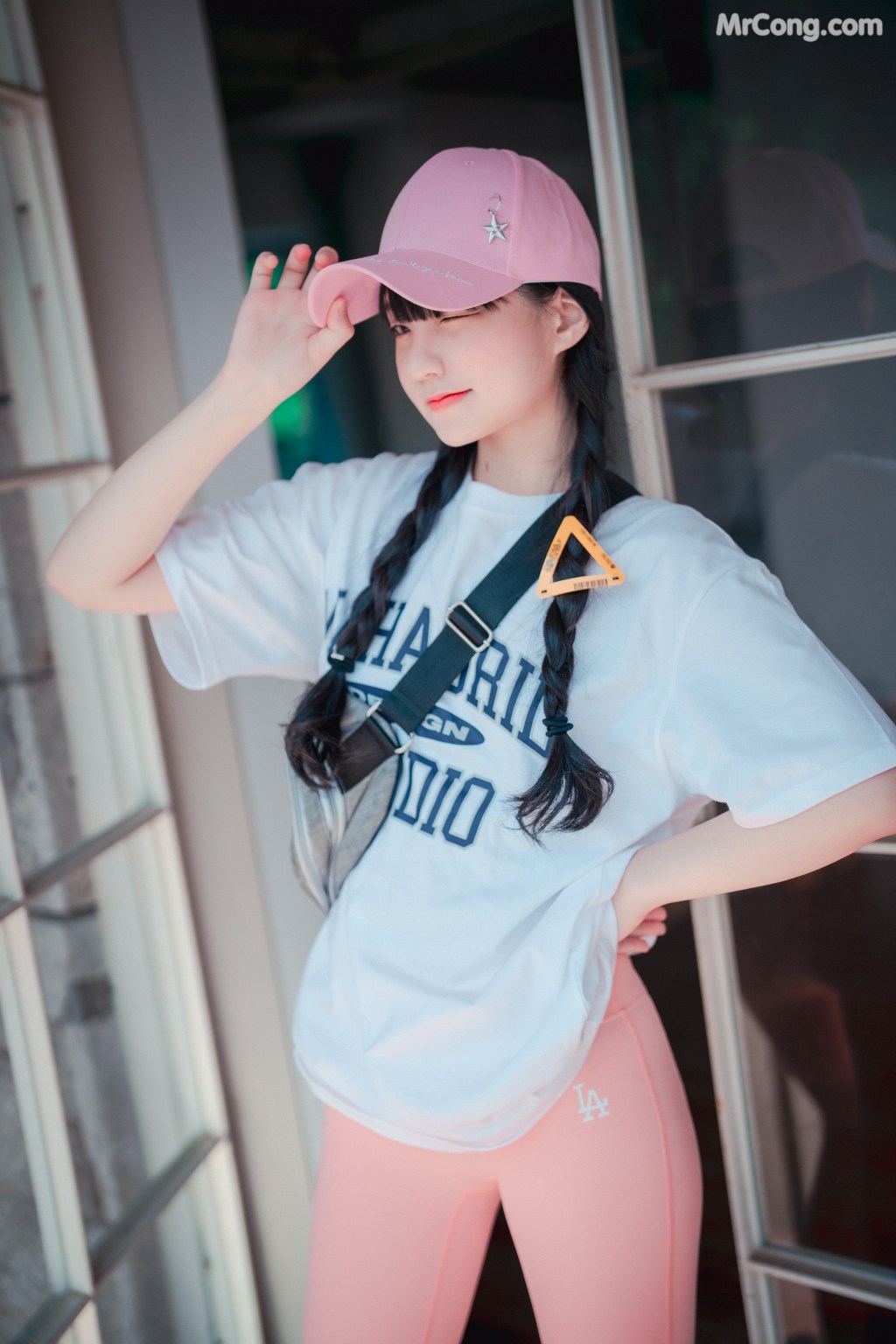 DJAWA Photo – Jeong Jenny (정제니): “Loose and Tight Pink” (159 photos) – Page 2