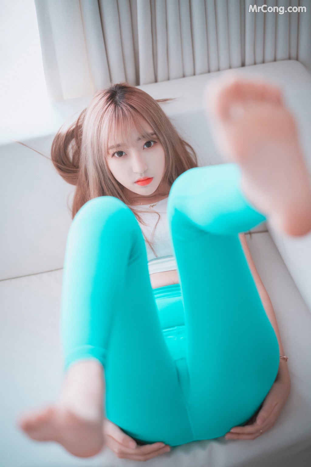 DJAWA Photo – HaNari (하나리): “Red Orange & Cool Mint” (50 photos) – Page 3