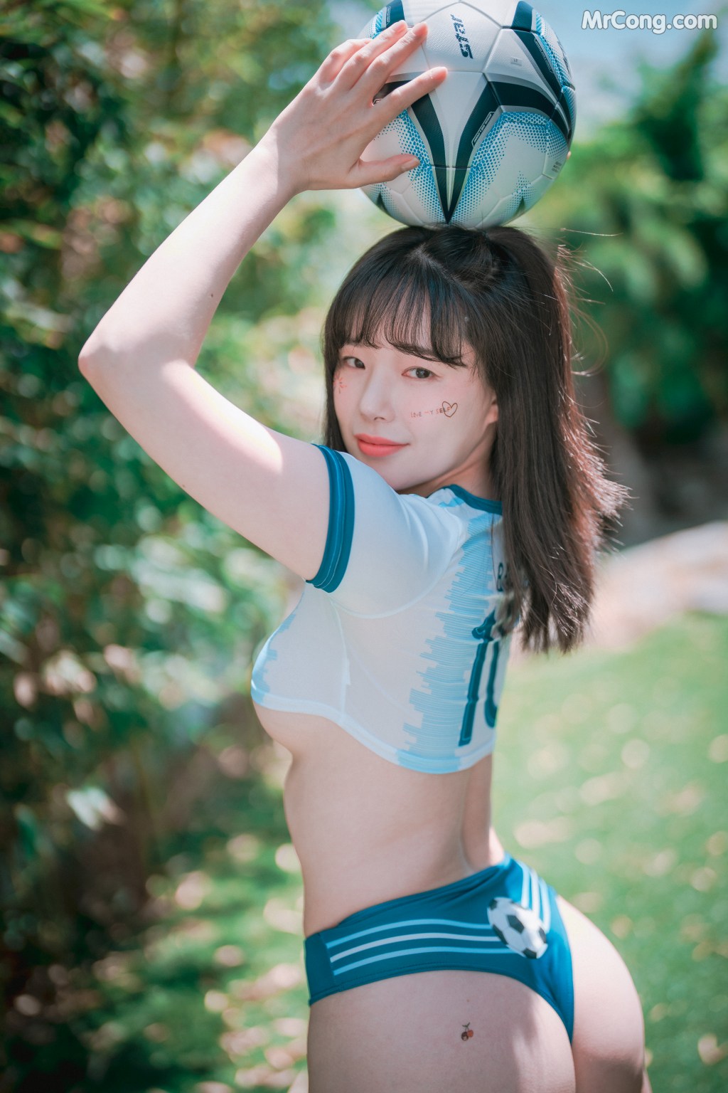 DJAWA Photo – Pia (피아): “Football Star” (96 photos)