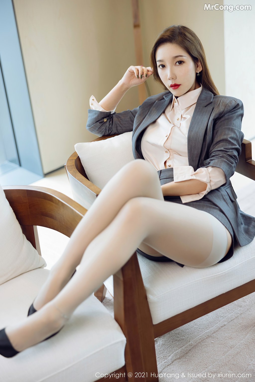 HuaYang Vol.470: Ai Jing Xiang (艾静香) (50 photos)