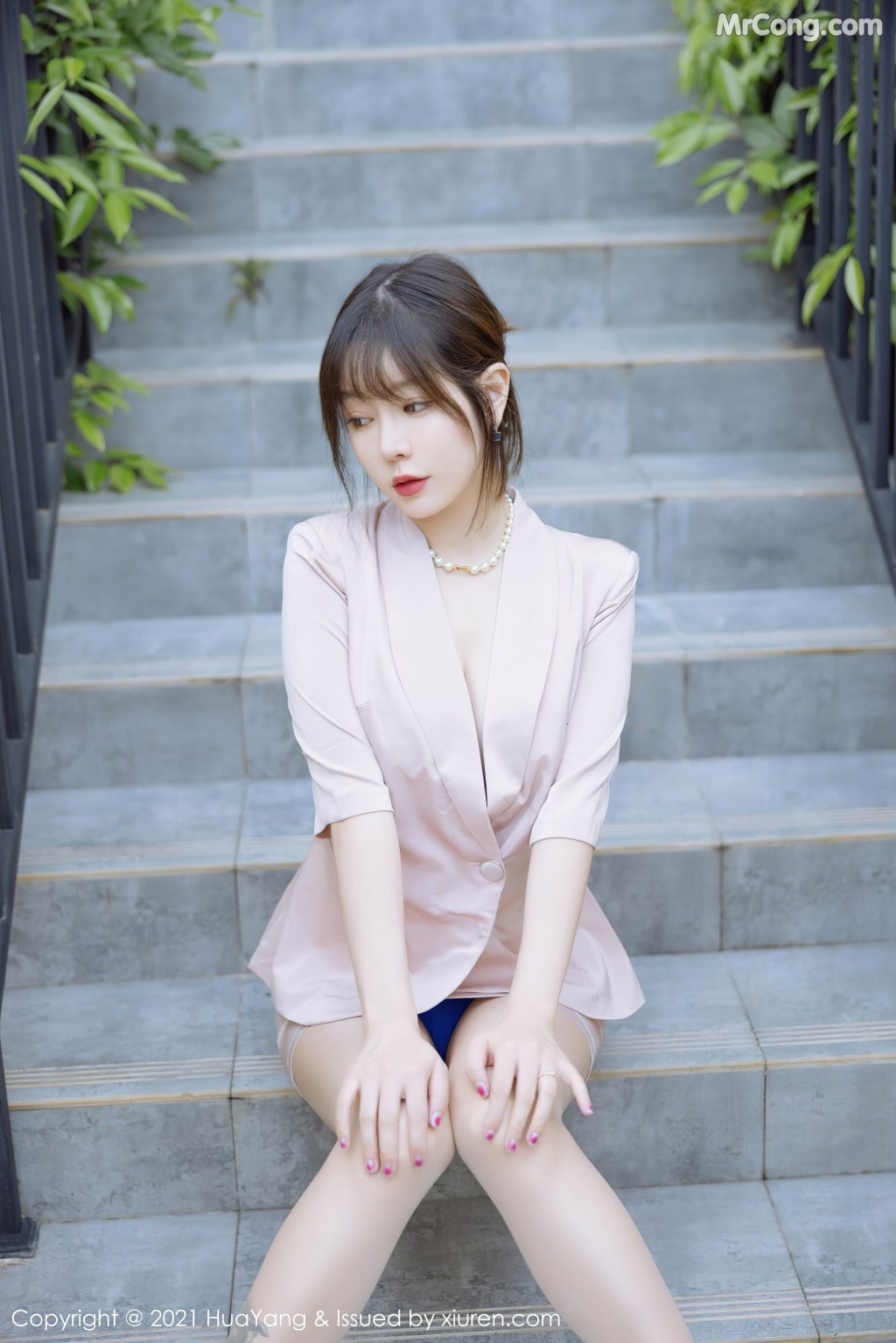 HuaYang Vol.476: Wang Yu Chun (王雨纯) (44 photos) – Page 2