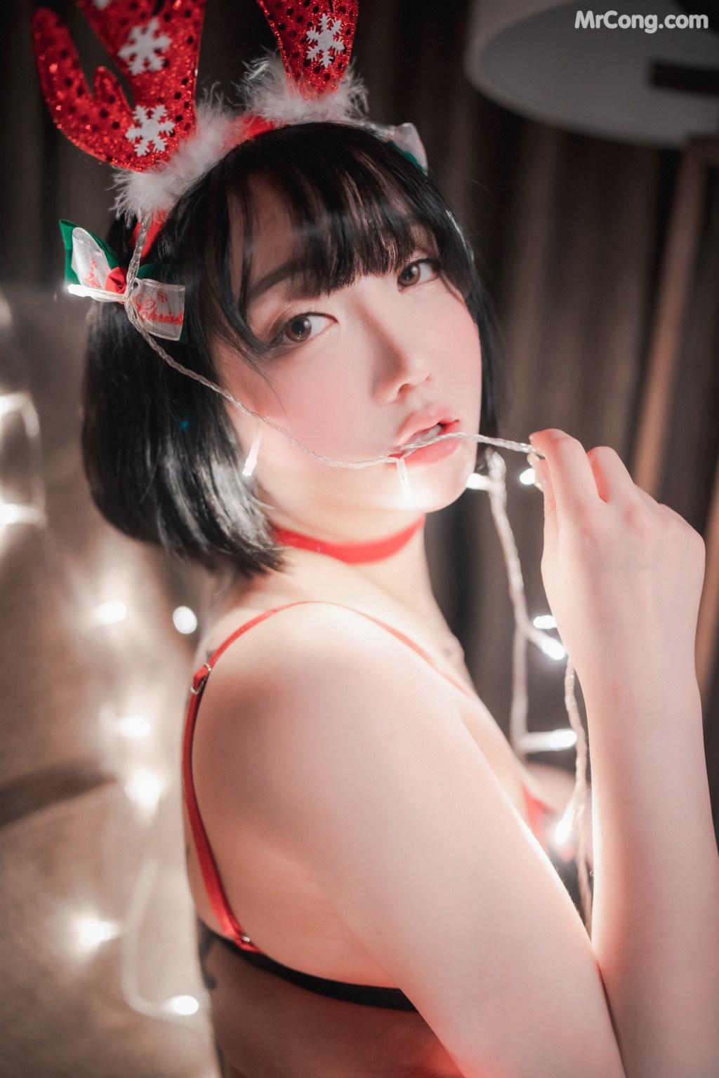 DJAWA Photo – Son Ye-Eun (손예은): “Christmas Special 2021” (150 photos) – Page 4