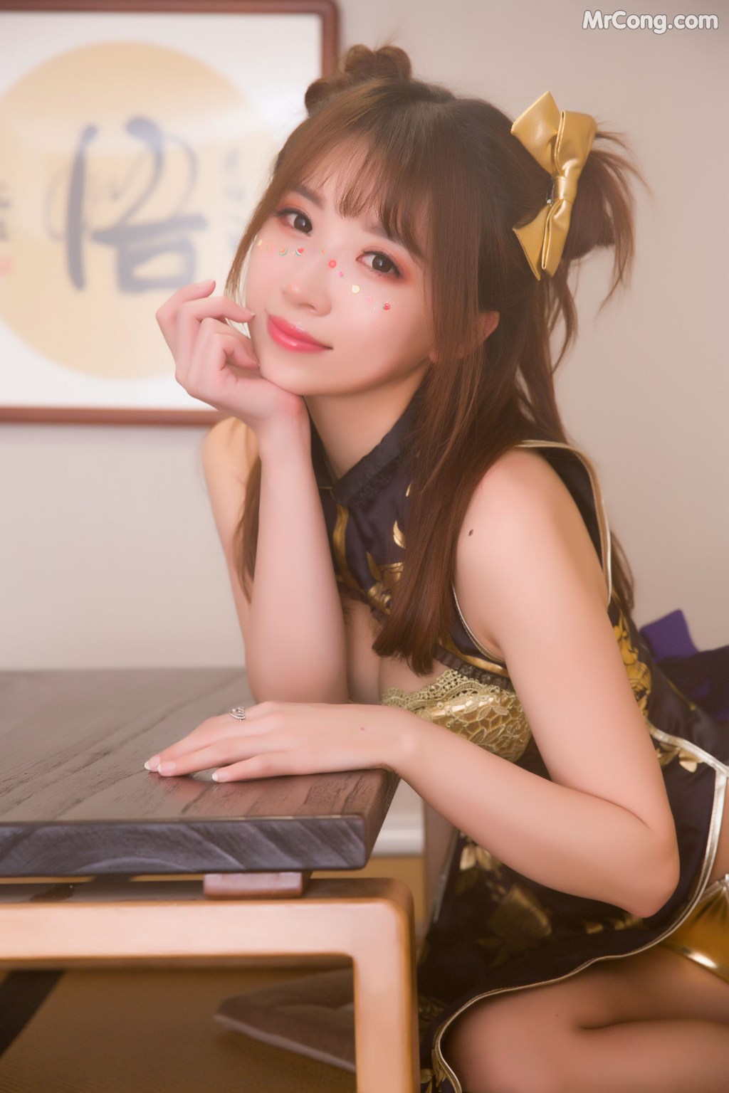 Coser@小女巫露娜 Vol.005: 金丝旗袍 (28 photos) – Page 2