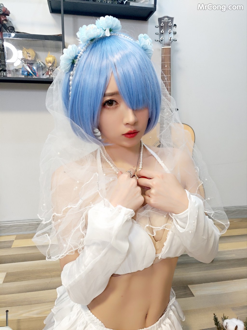 Coser@小女巫露娜 Vol.006: 雷姆婚纱 (29 photos)