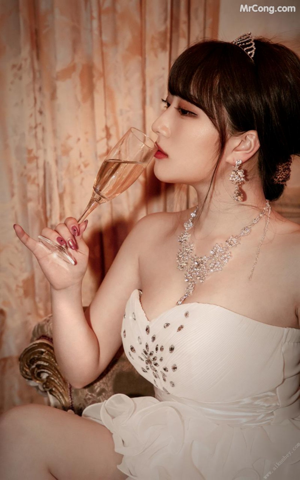 Coser@Omotechan (阿萌天) – おもてちゃん Vol.2: Grace & True (134 photos) – Page 8