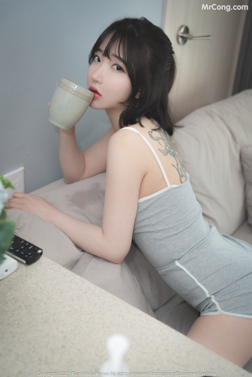 Pure Media Vol.78: Son Ye-Eun (손예은) (88 photos) – Page 4